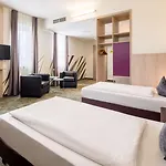 Plaza Hotel